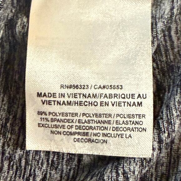 Nike Dri-Fit Oregon Ducks 1/4 Zip Long Sleeve Top Women’s Small Gray - Picture 7 of 10